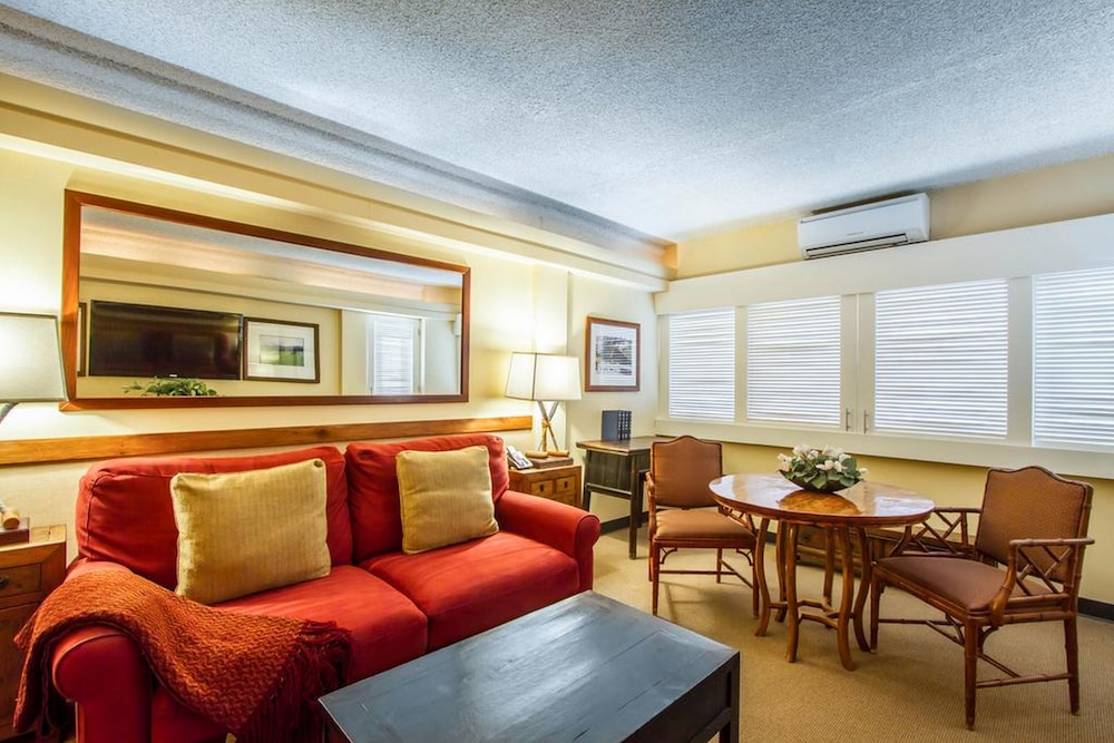 Executive Suite, 1 Bedroom, Kitchenette - Photo 6