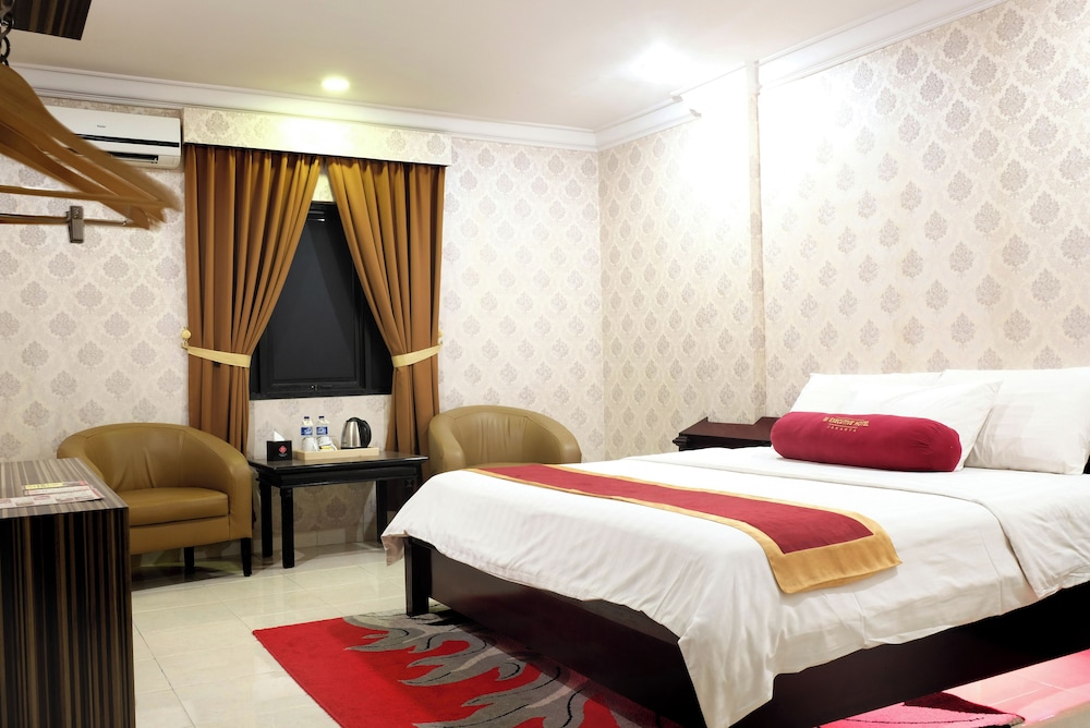 Executive Room, Courtyard View