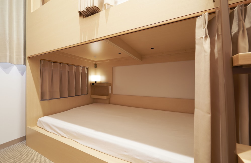 [Female Only] Private Bunk Bed Room with Shared Bathroom