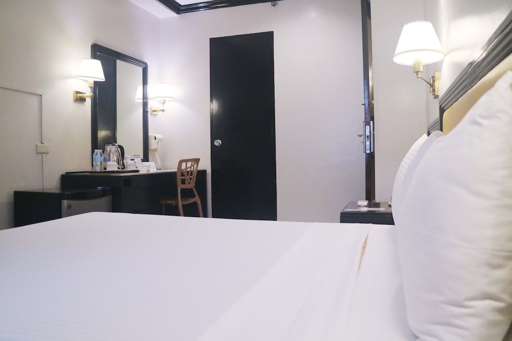 Regular Room (1 Bed) - Photo 5