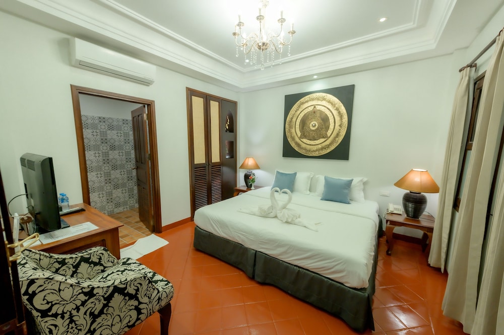 Superior King or Twin room - Photo 6