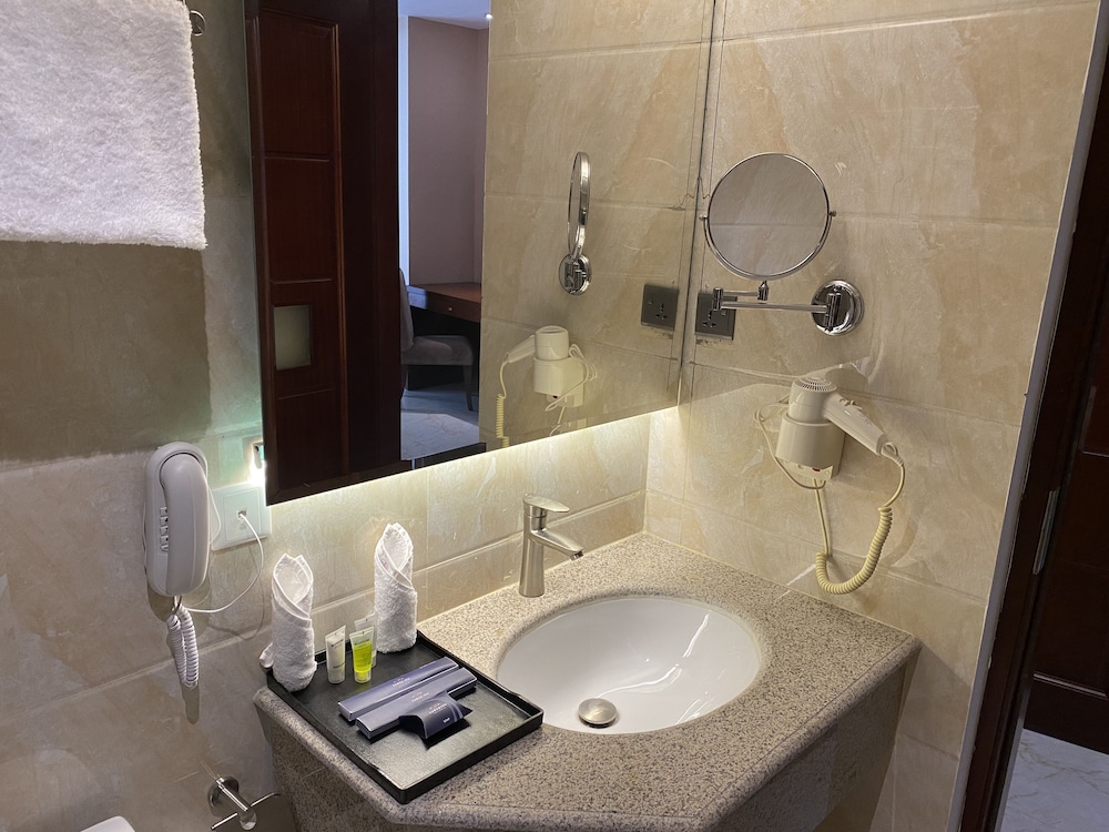 Deluxe Single Room, 1 Twin Bed photo 2