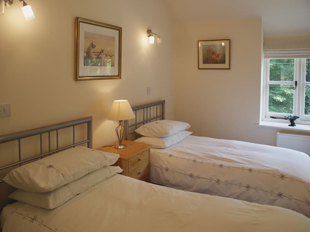 Cottage photo 1