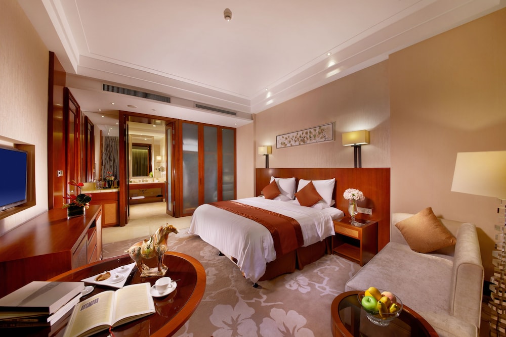 Deluxe Twin Room, Lake View photo 3
