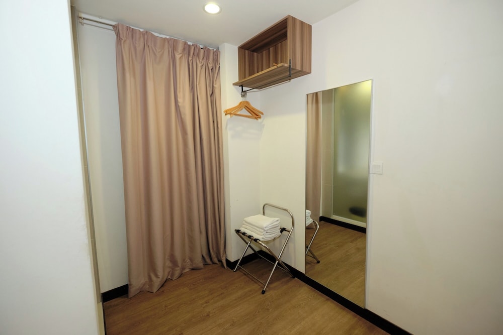 Superior Room, 1 Queen Bed - Photo 4