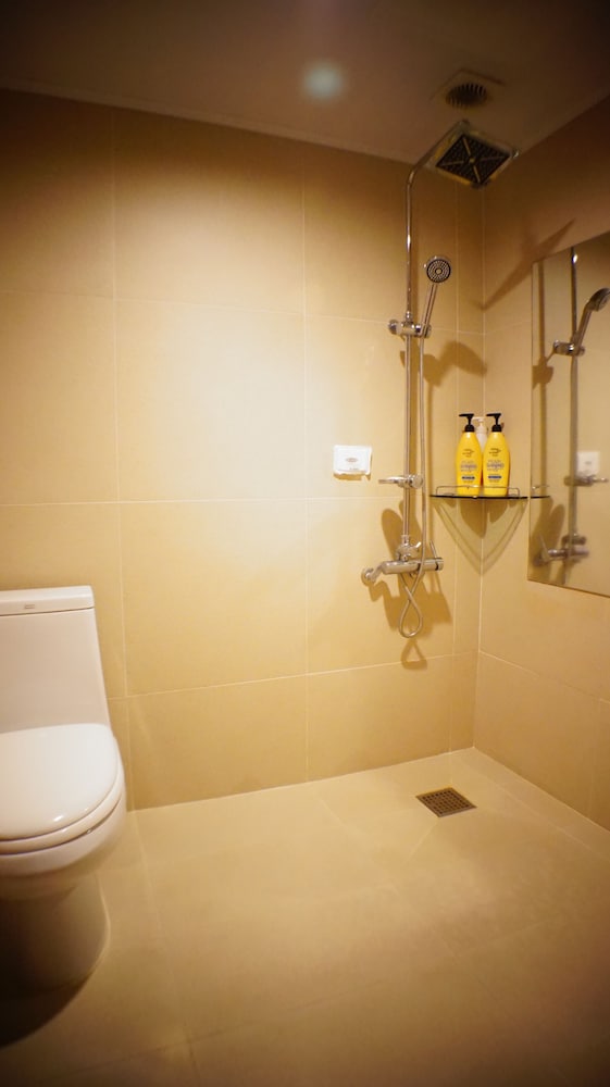 Business Twin Room, Non Smoking - Photo 3