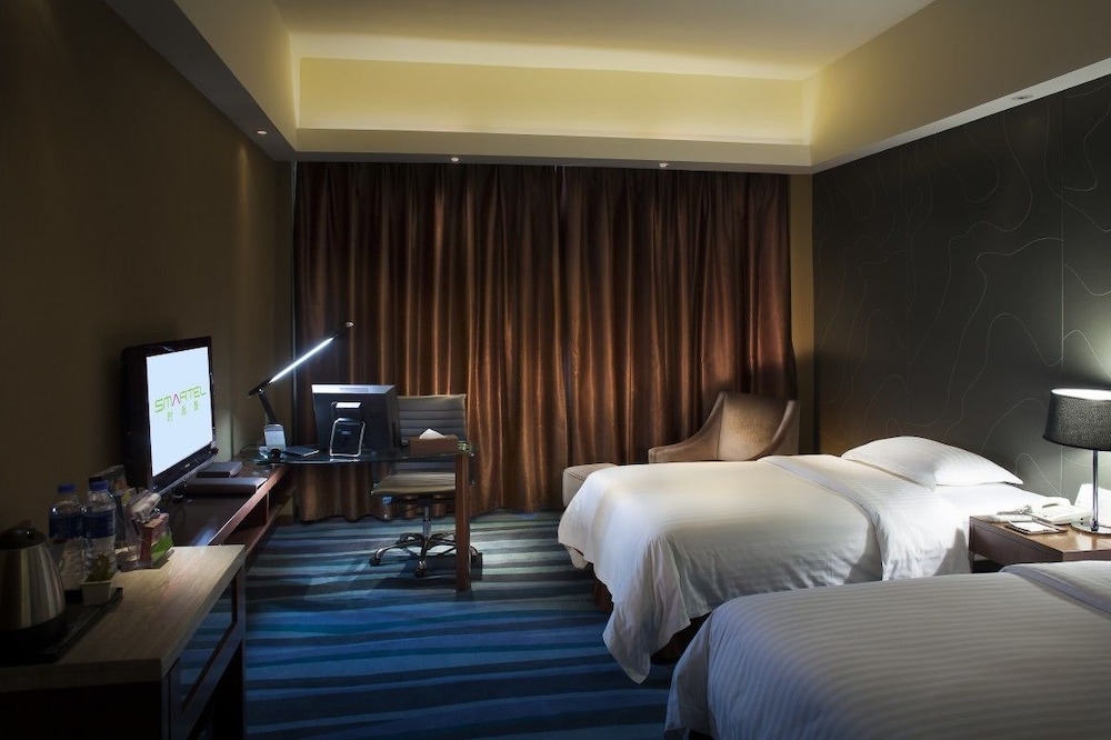 Twin Room (Extreme Sassy) photo 1