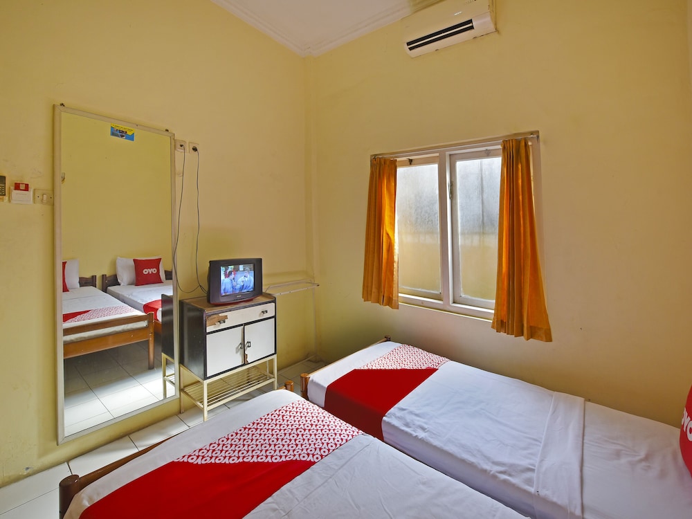 Standard Twin Room photo 3