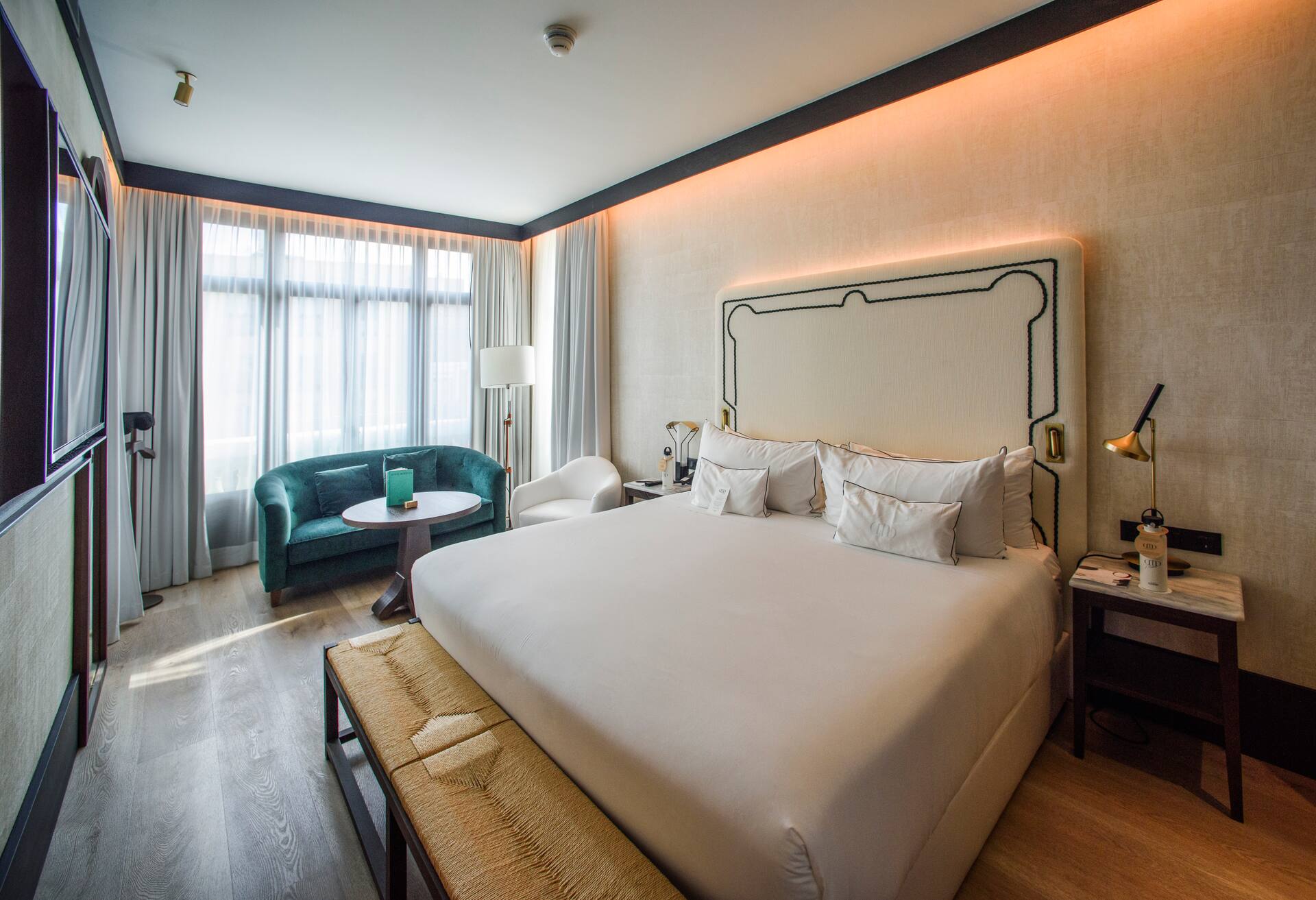 King Esperanza Room thumbnail 6