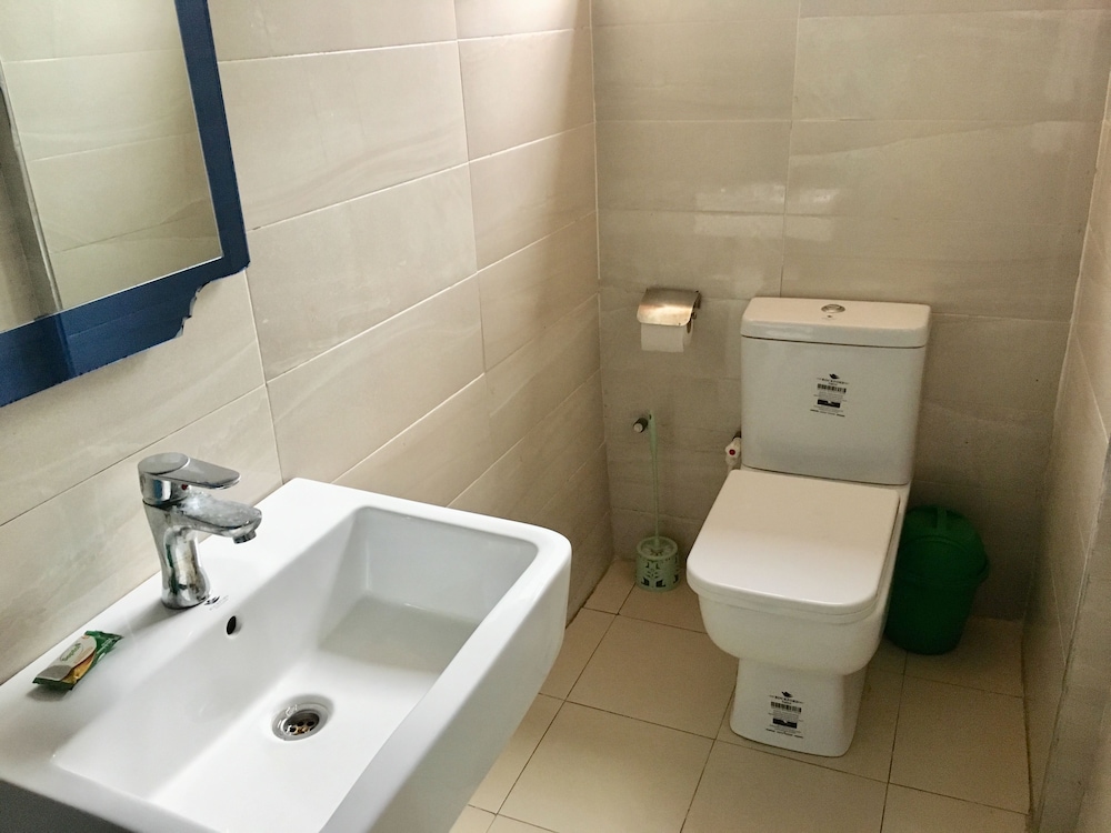 Executive Room - Photo 5