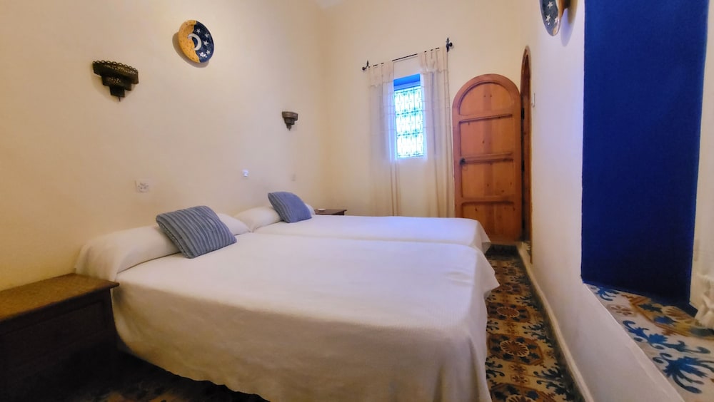 Standard Twin Room, City View photo 1
