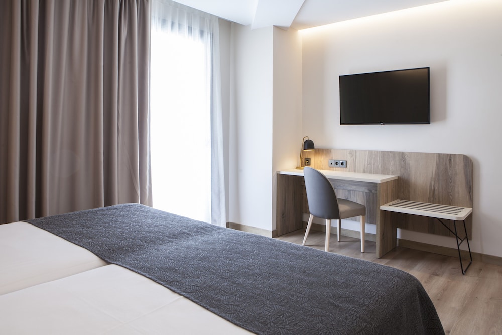 Junior Suite - Photo 1