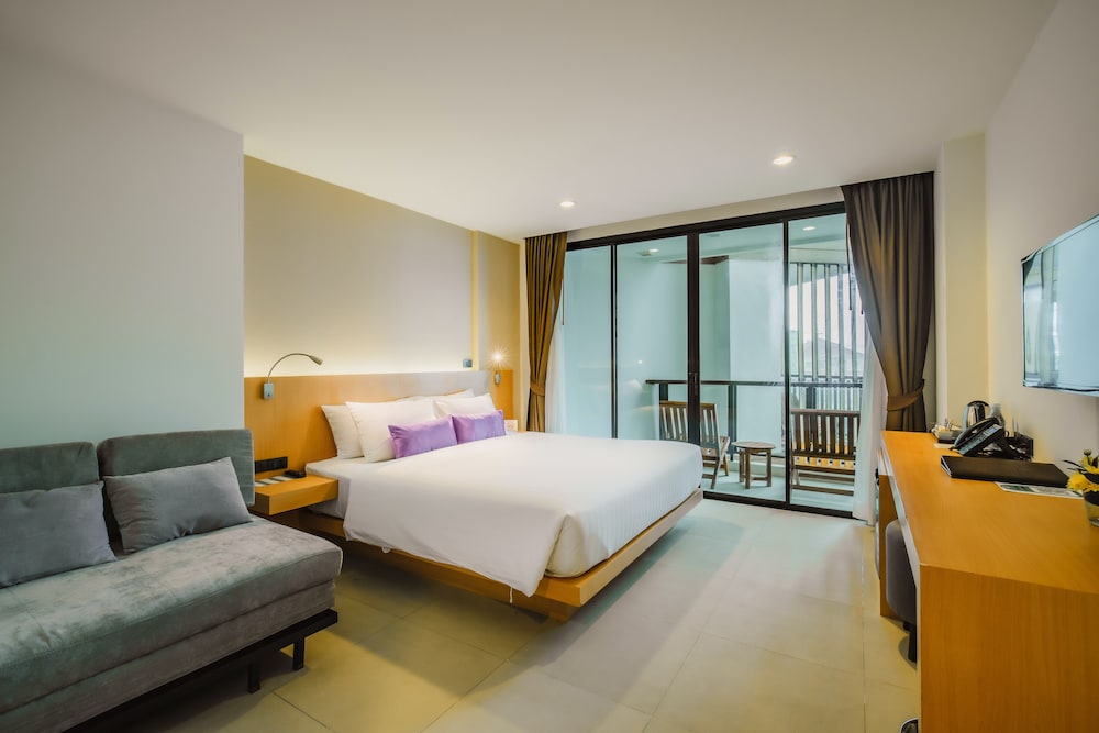 Superior King Room photo 1