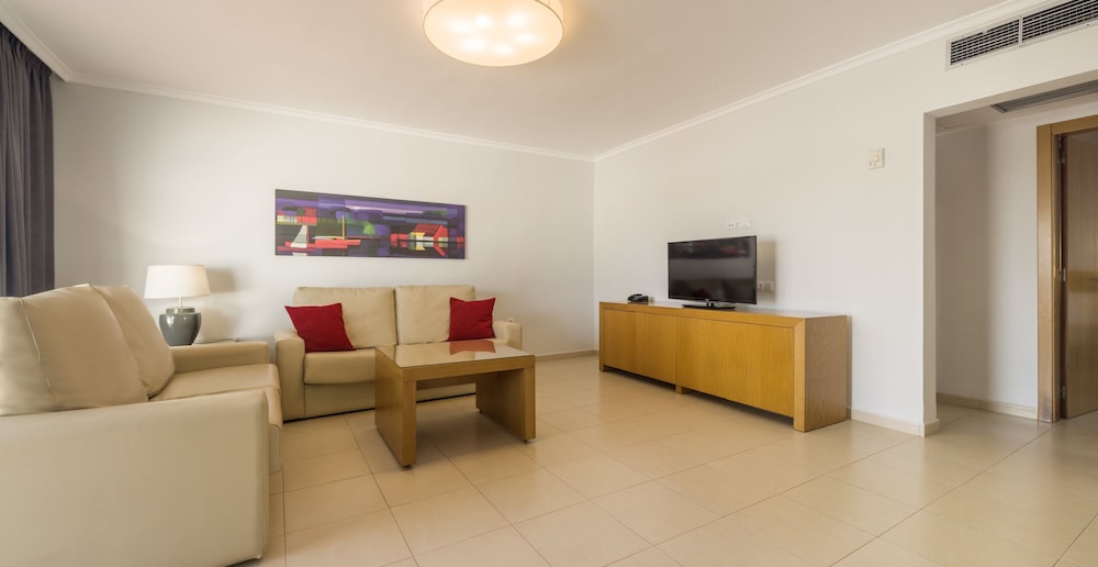 Villa, 2 Bedrooms, 5 people thumbnail 5