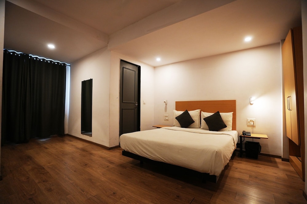Standard Room - Photo 1