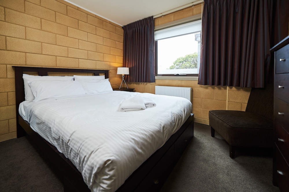 St. Antons 210 (20 Stirling Road Mt Buller ) photo 3