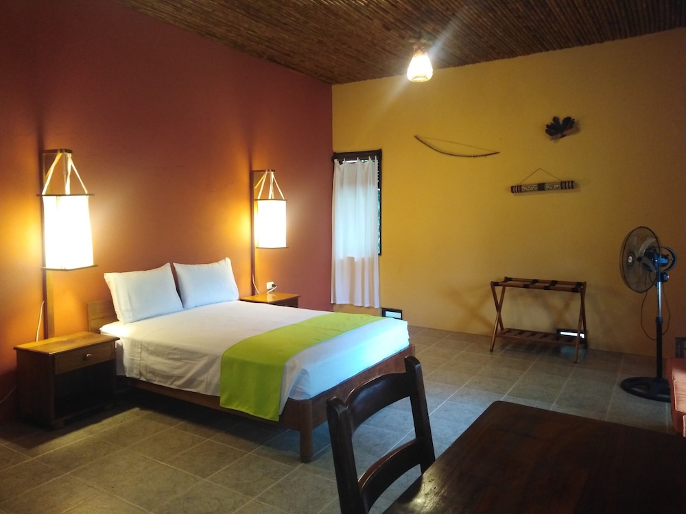 Family Bungalow, 3 Bedrooms, Garden View photo 2