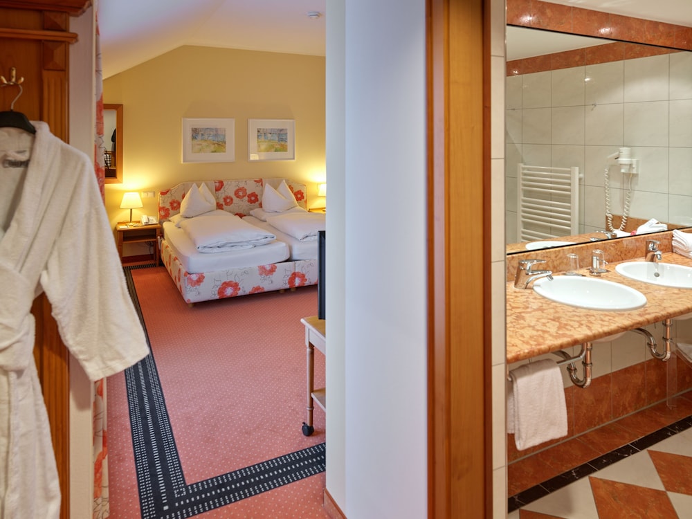 Comfort Room (Classic)