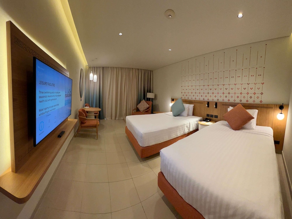 Superior Room, 2 Twin Beds, Garden View (Beach side) - Photo 3