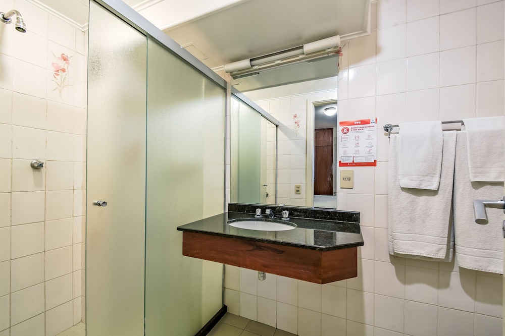 Triple Room (1 Double Bed + 1 Single Bed) photo 2