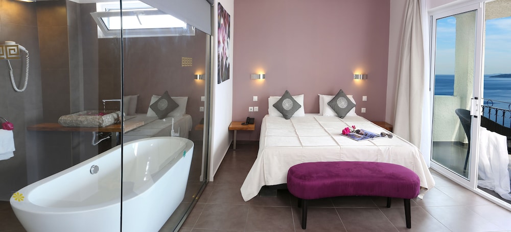 Superior Double Room, Sea View photo 3