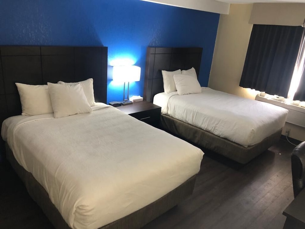 Economy Double Room photo 3