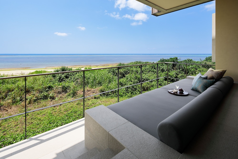 Haru (Oceanfront Balcony Suite) - Photo 5
