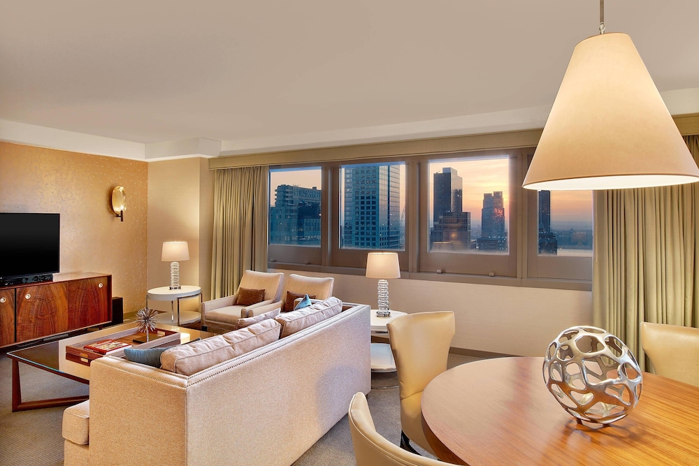 Suite, 1 Bedroom, River View thumbnail 5