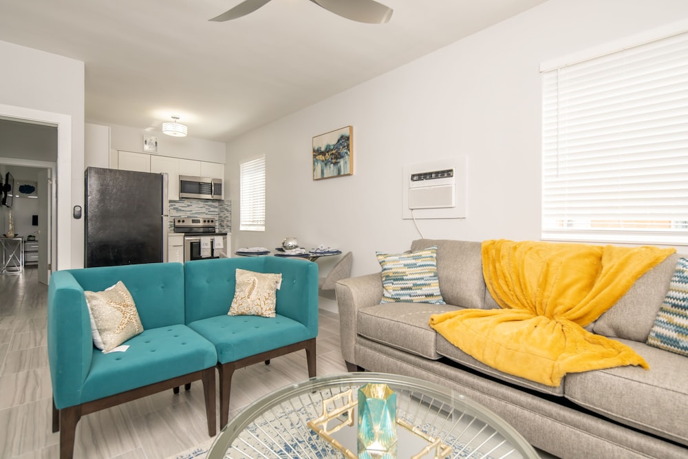 Deluxe Condo
