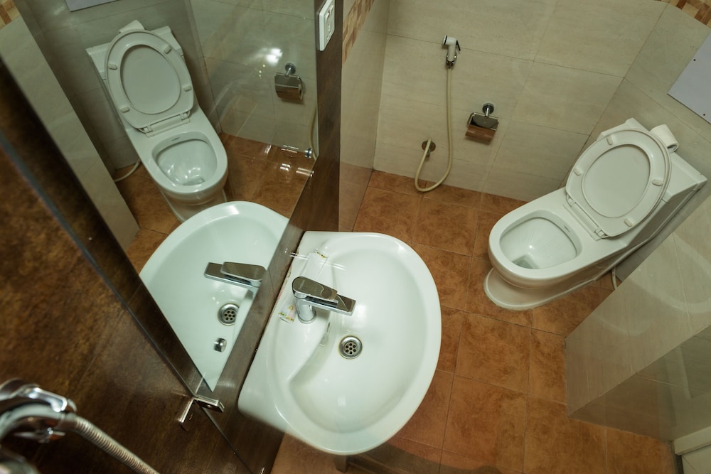 Deluxe Double Room - Photo 8