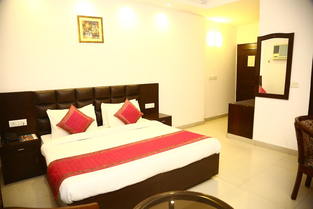Premium Double Or Twin Room, 1 Bedroom, Smoking, City View