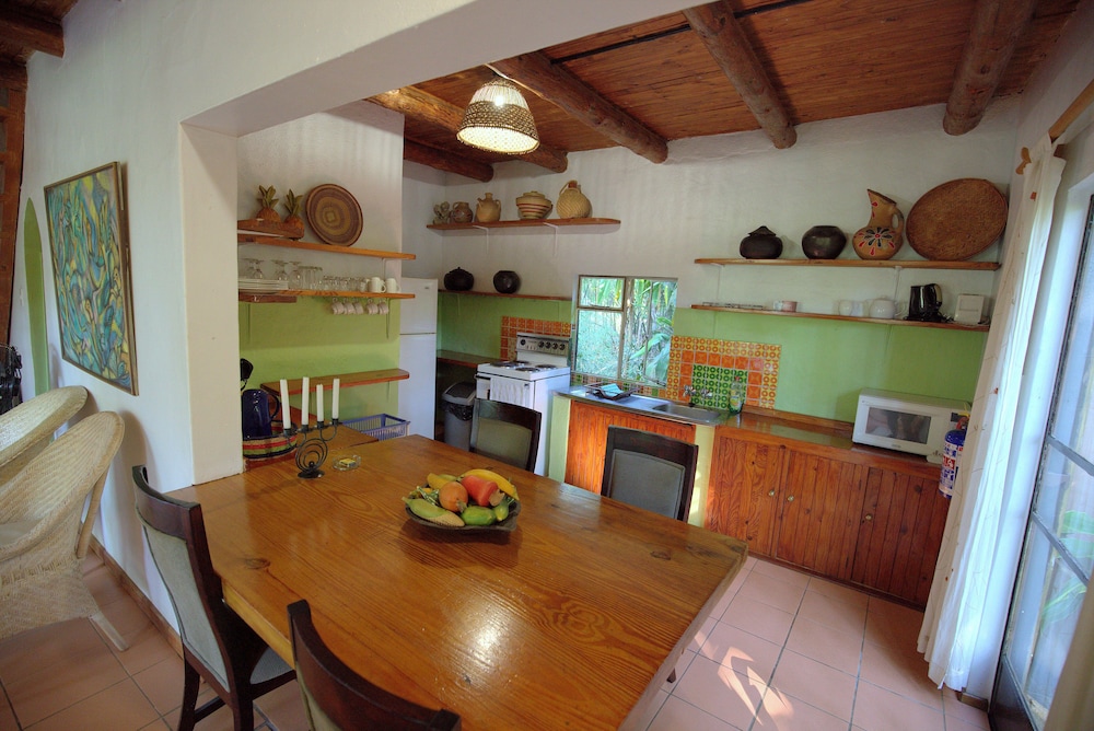 Family Cottage (1)