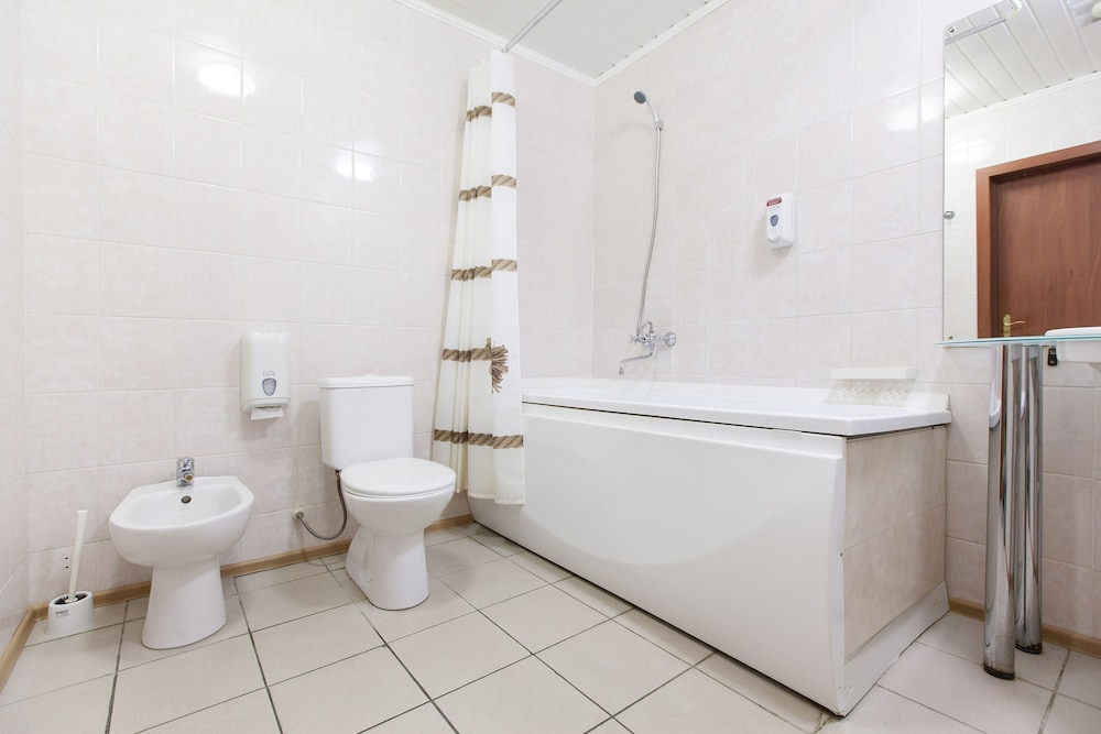 Standard Double or Twin Room photo 3