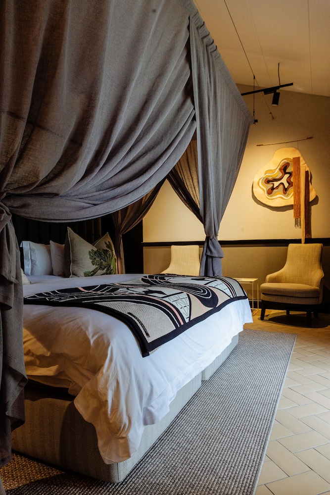 Bridge House Sunset Suite