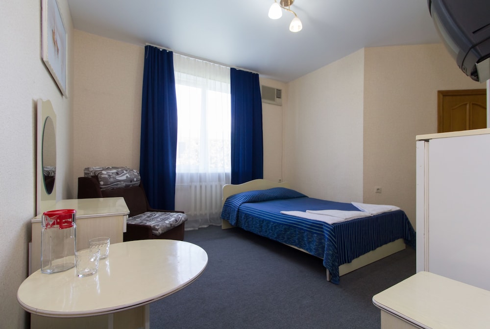 Standard Double or Twin Room photo 1