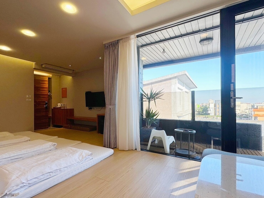 Elite Quadruple Room,D photo 1