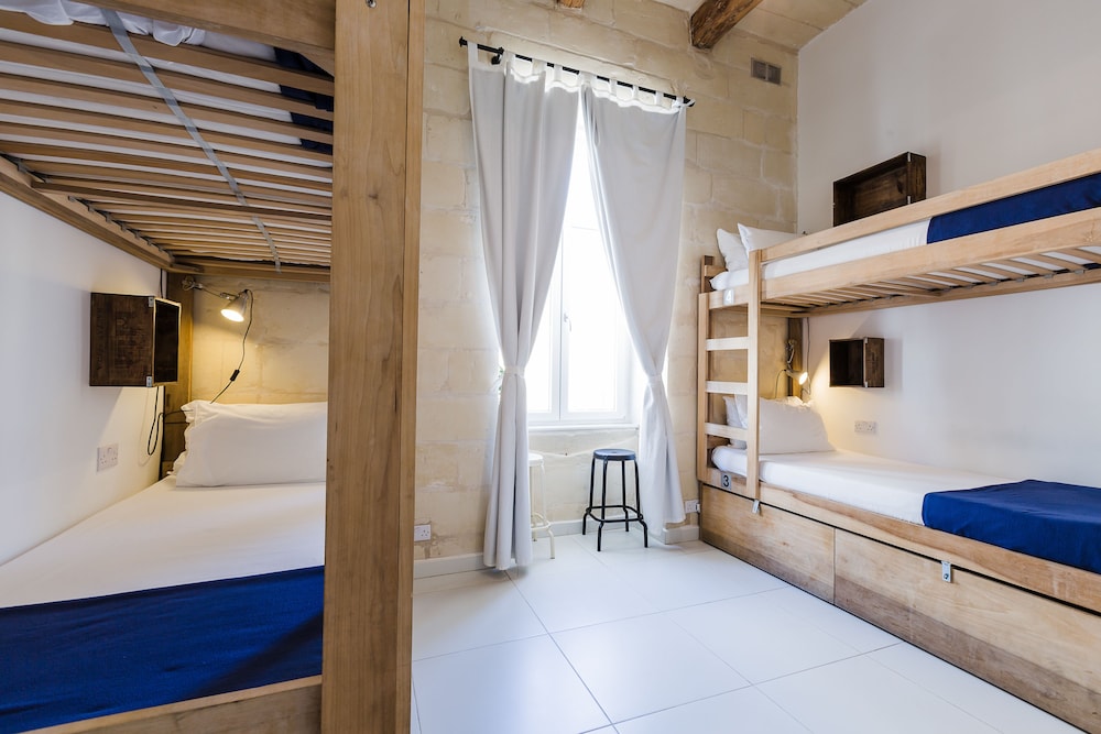 Bed in 4 Bed Dorm Ensuite_Superior photo 3