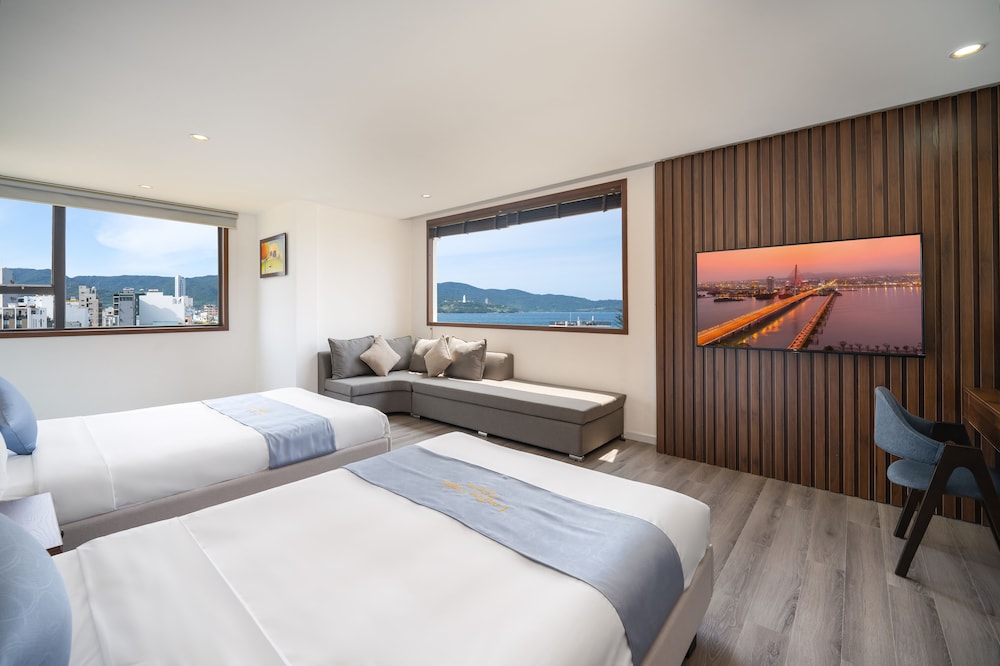 Executive Studio Suite