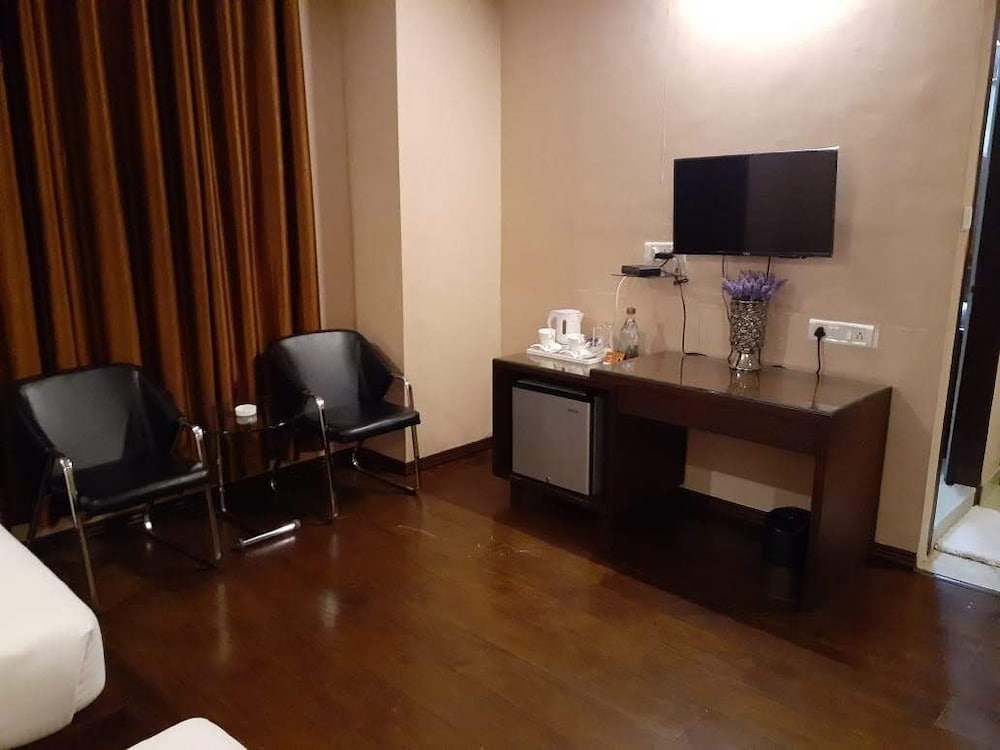 Deluxe Single Room, 1 Twin Bed - Photo 3