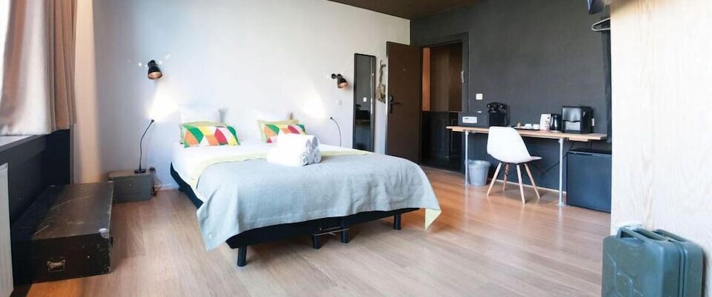 Economy Double Room photo 1