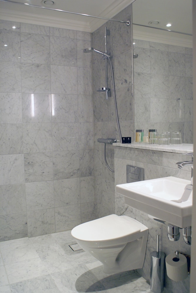 Superior Room - Photo 13