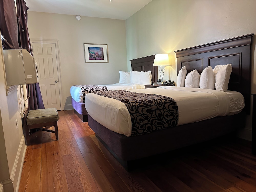 Deluxe Room, 2 Queen Beds - Photo 5