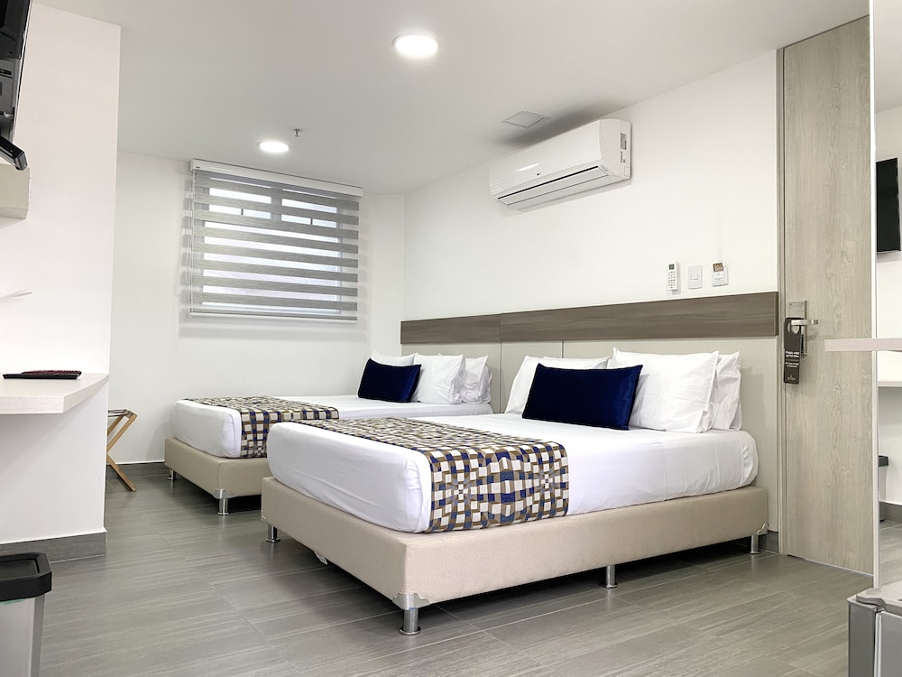 Family Triple Room photo 2