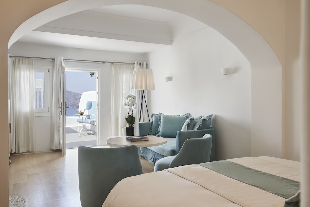 Honeymoon Suite, Private Pool - Photo 2