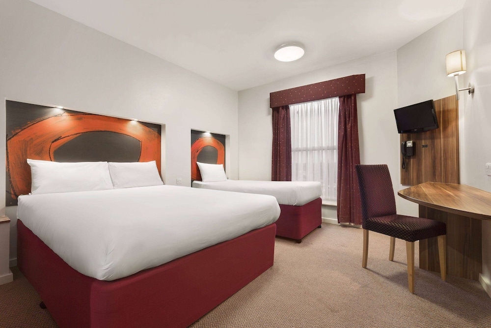 Room, Multiple Beds, Non Smoking