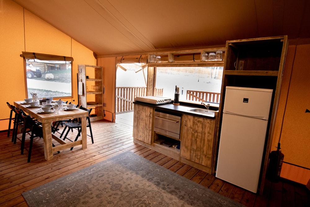 Luxury Lodge