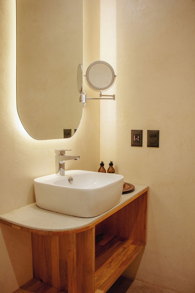 Superior Room - Photo 5