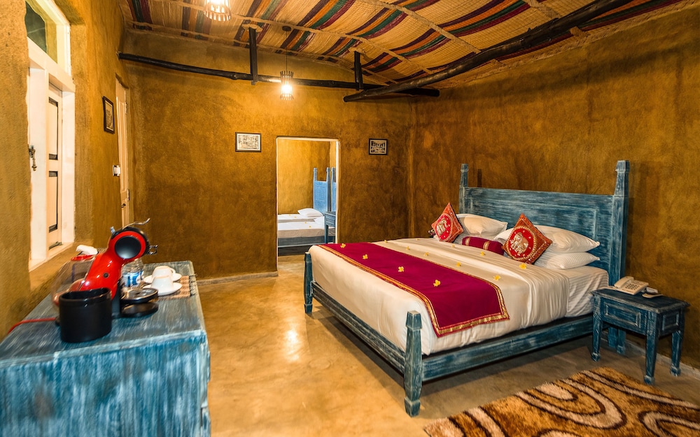 Traditional Double Room, Multiple Beds, Accessible, Garden View photo 3