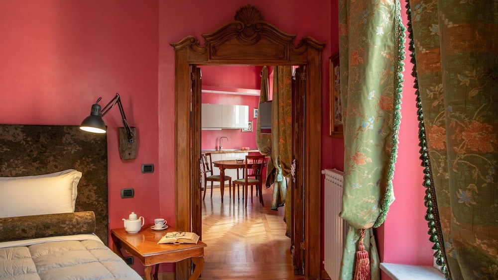 Suite Apartment