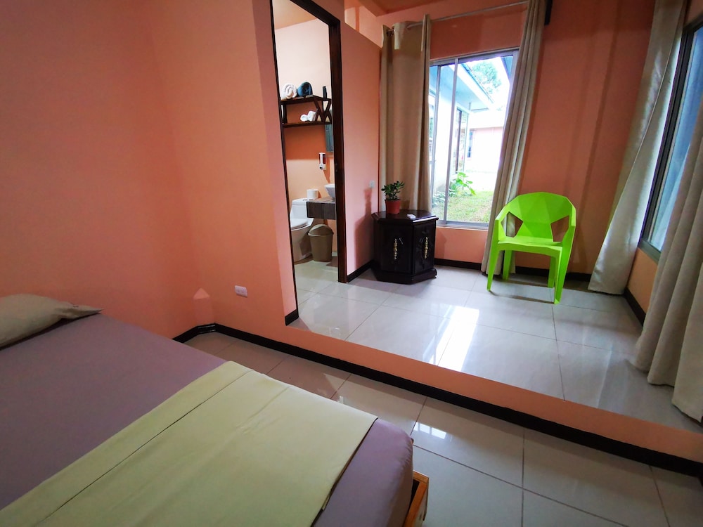 Standard Room, 1 Queen Bed, Garden View - Photo 1